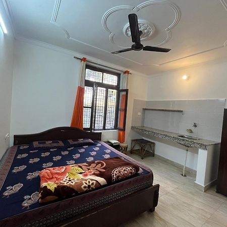 Anjali Home Stay ริชิเคช ภายนอก รูปภาพ